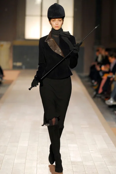 Look 1